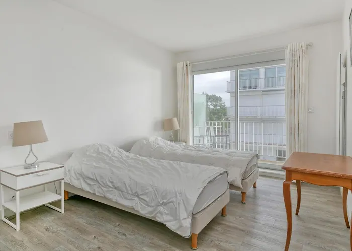 Pieds Dans L'eau - Balcon Vue